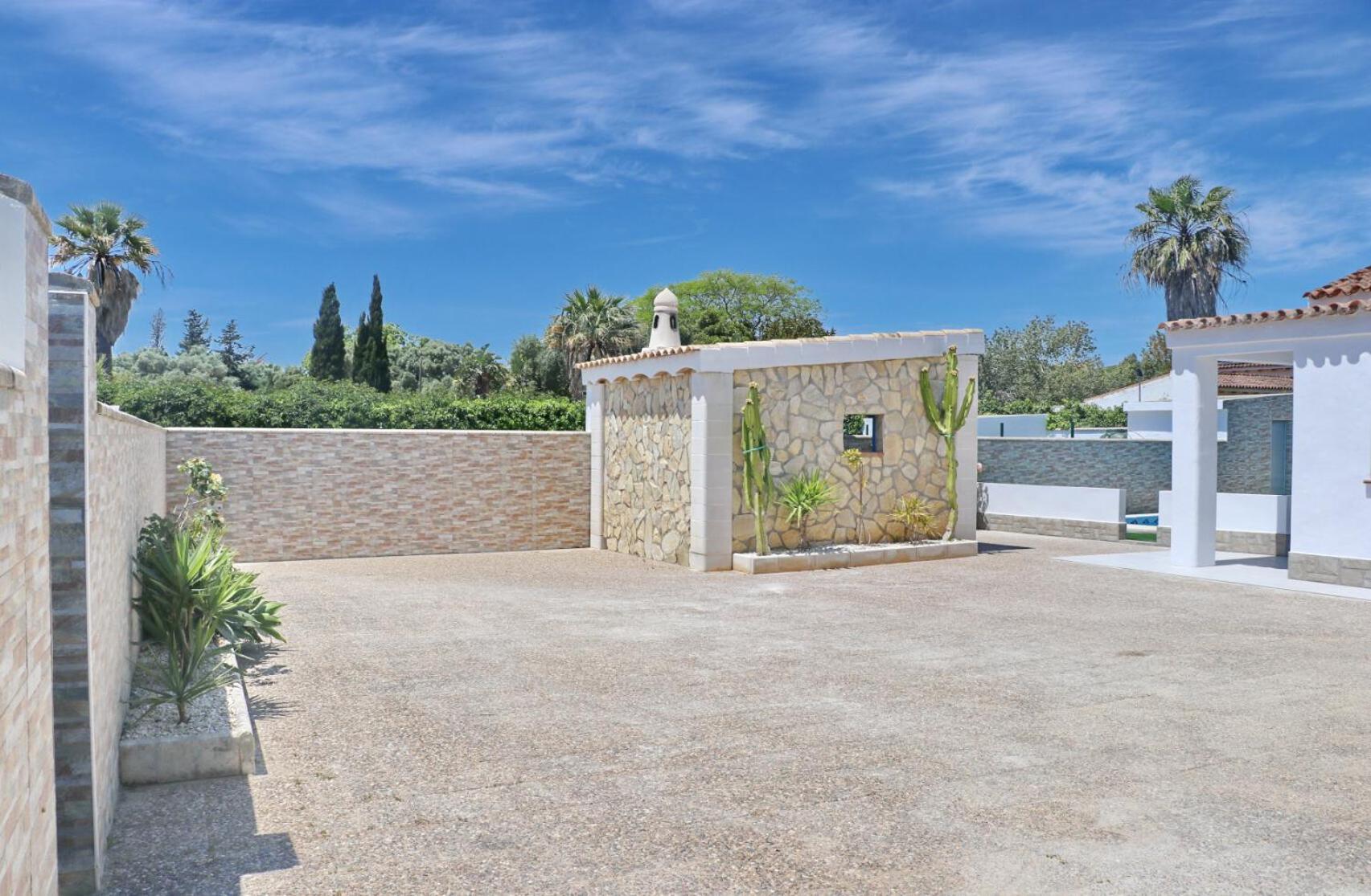 Chalet Veron โกนิล เด ลาฟรอนเตรา ภายนอก รูปภาพ